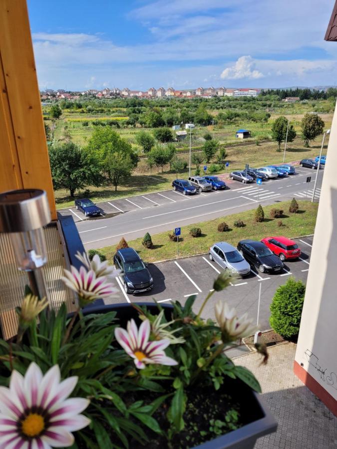 Andi Apartment Сибиу Экстерьер фото